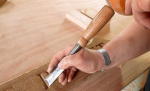ciseaux à bois